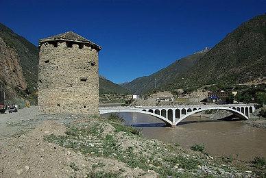 一张N64《超级马里奥64》游戏卡带被卖出1000万元